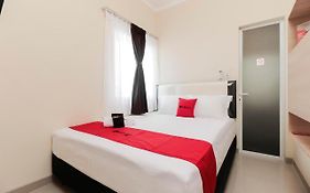 Reddoorz Near Soekarno Hatta Airport